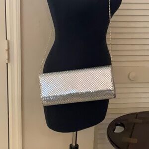 Elegant Silver CHAIN CLUTCH/CROSSBODY